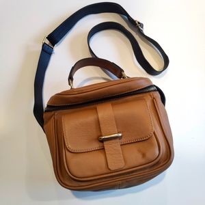 Ado Atelier top Handle and Crossbody Bag In Camel